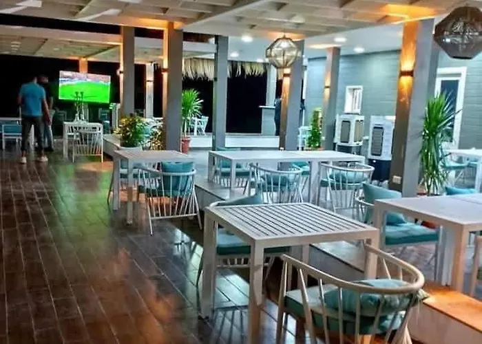 فنادير باي Hurghada