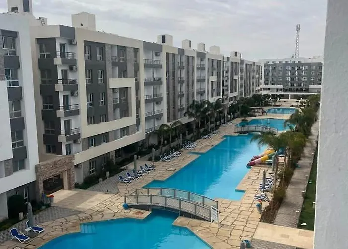فنادير باي Apartment *
